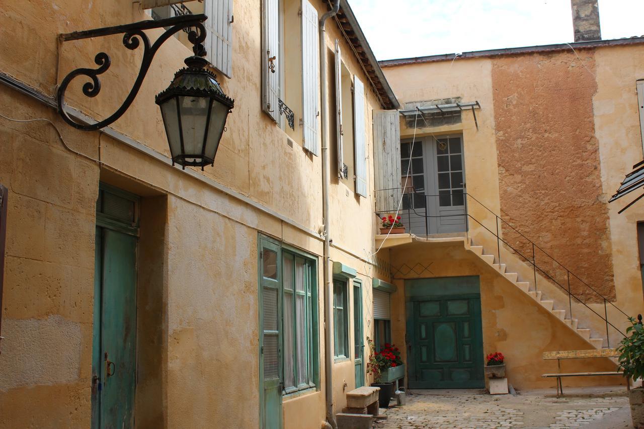 Bordeaux Village ブライ・エ・サン・リュス エクステリア 写真