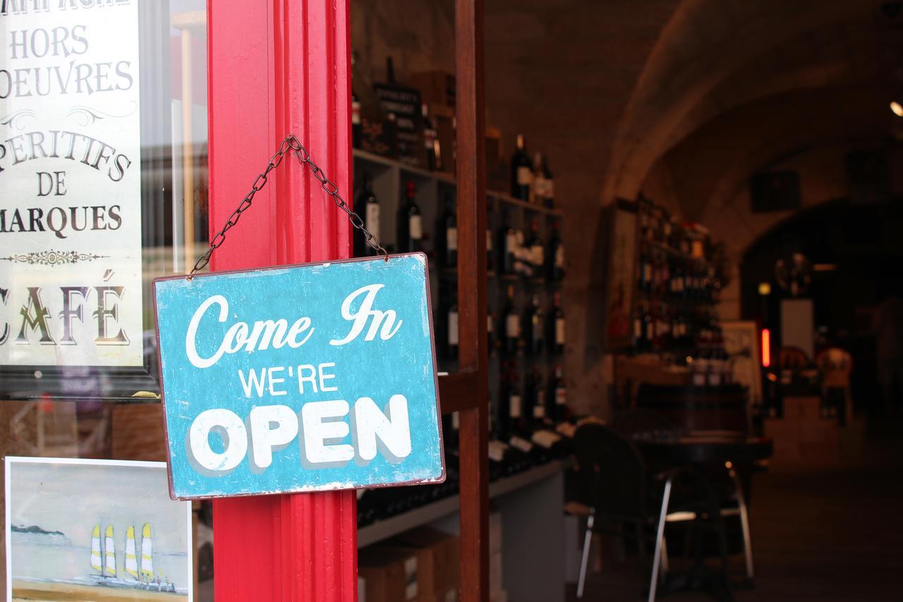Bordeaux Village ブライ・エ・サン・リュス エクステリア 写真